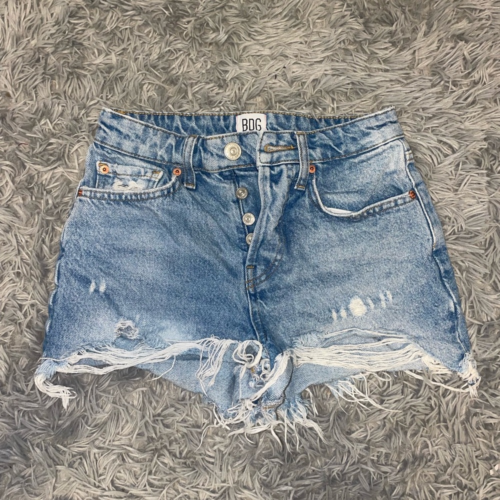 BDG Urban Outfitters summer cutoff short